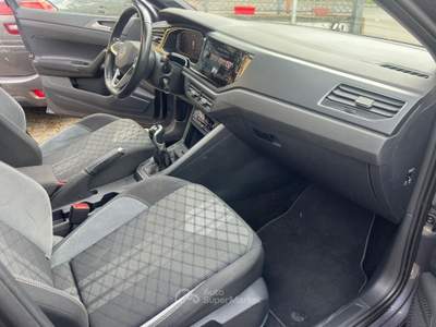 Volkswagen Taigo 1.0 tsi R-Line 110cv Grigio usata Grottaferrata