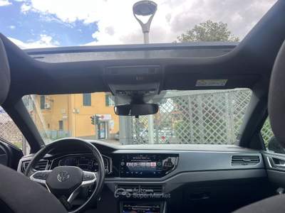 Volkswagen Taigo 1.0 tsi R-Line 110cv Grigio usata Grottaferrata