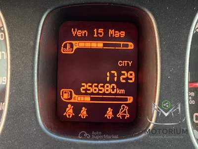 Fiat Panda 1.3 mjt 16v Easy 75cv Bianco usata San Giorgio del Sannio