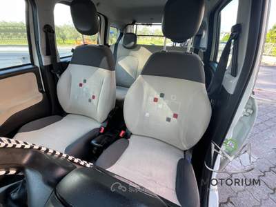 Fiat Panda 1.3 mjt 16v Easy 75cv Bianco usata San Giorgio del Sannio