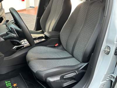 Peugeot 2008 1.2 Allure 130cv eat8 NEOPAT.|LED|CARPLAY|PADDLES Bianco usata Como