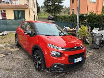 Citroen C3 C3 III 2019 1.2 Shine 82cv EURO 6 NEOPATENTATI Arancione usata Rimini