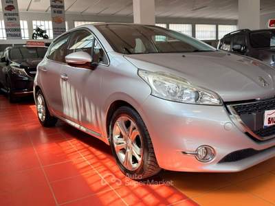 Peugeot 208 5 porte Active Grigio usata Vercelli
