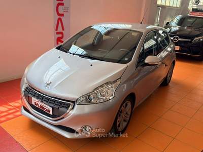 Peugeot 208 5 porte Active Grigio usata Vercelli