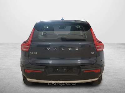 Volvo XC40 VOLVO XC40 1.5 T2 129CV 6M. MOMENTUM PRO ( FARI LE Grigio usata Salerno