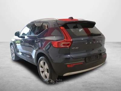 Volvo XC40 VOLVO XC40 1.5 T2 129CV 6M. MOMENTUM PRO ( FARI LE Grigio usata Salerno