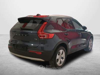 Volvo XC40 VOLVO XC40 1.5 T2 129CV 6M. MOMENTUM PRO ( FARI LE Grigio usata Salerno