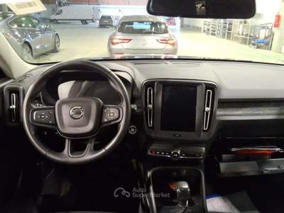 Volvo XC40 VOLVO XC40 2.0D D3 150CV 6M. MOMENTUM CORE ( FARI Nero usata Salerno