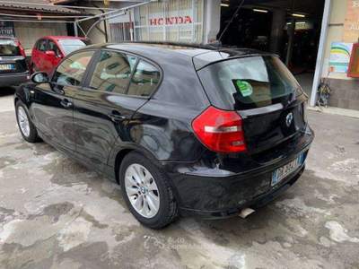 BMW Serie 1 118d 118 Serie 1 118d 5p 2.0 Eletta 143cv dpf Nero usata Torino