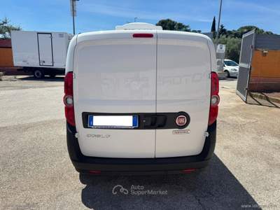 Fiat Doblò DOBLO FRIGO -20° 1.6 MJ 90CV Bianco usata Bari