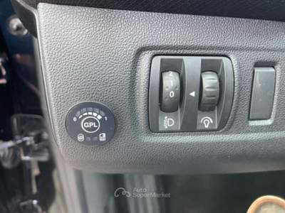 Renault Clio TCe 12V 90 CV GPL Start&Stop 5 porte Energy Zen Nero usata Beinasco