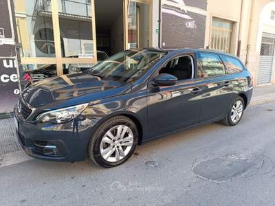 Peugeot 308 1600 BlueHDi 100 CV SW Business NAVI Grigio usata Corato
