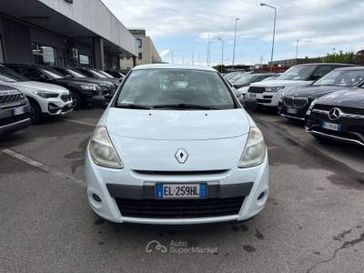 Renault Clio 3p 1.5 dci AUTOCARRO 2 POSTI Bianco usata Lallio