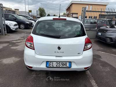 Renault Clio 3p 1.5 dci AUTOCARRO 2 POSTI Bianco usata Lallio