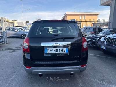 Chevrolet Captiva 2.0 vcdi 16v LT 7 posti Nero usata Lallio