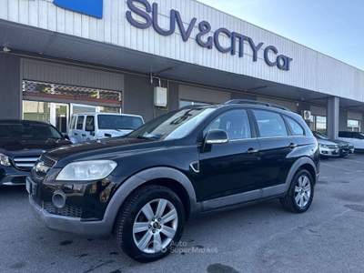 Chevrolet Captiva 2.0 vcdi 16v LT 7 posti Nero usata Lallio