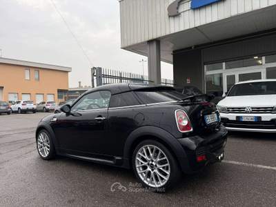 MINI Cooper R58 1.6 Nero usata Lallio