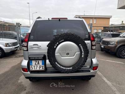 Toyota Land Cruiser 5p 3.0 d-4d GPL / 8 POSTI Grigio usata Lallio