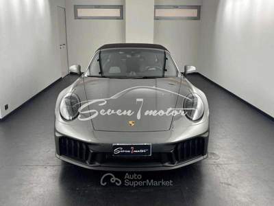 Porsche 911 992 TARGA 4 GTS - IVA ESP - POSS. SUB. LEASING Verde usata Busto Arsizio