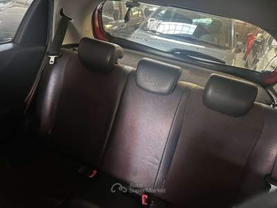 Toyota Yaris Yaris 5p 1.3 dual Sol my10 Rosso usata MILANO