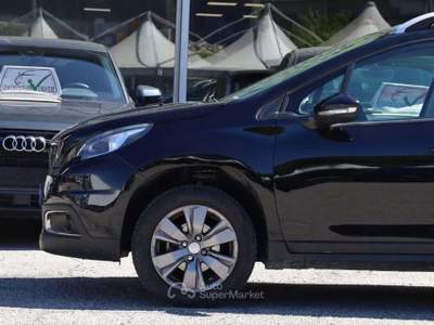 Peugeot 2008 1° serie PureTech 82 Allure Nero usata Besozzo