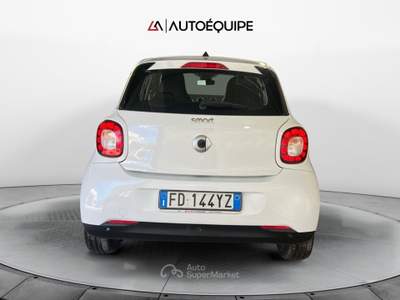 Smart ForFour II 2015 1.0 Prime 71cv Bianco usata Roma
