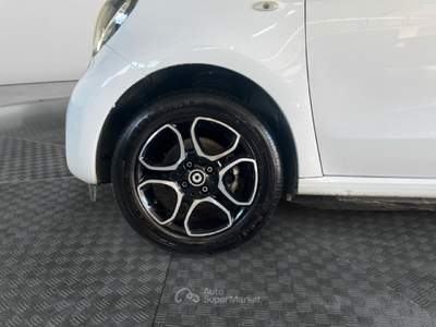 Smart ForFour II 2015 1.0 Prime 71cv Bianco usata Roma