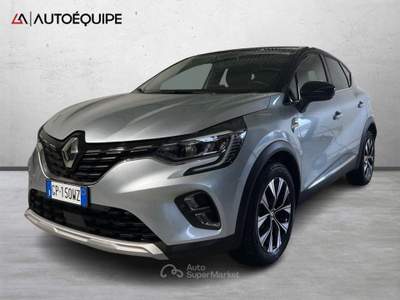 Renault Captur II 2019 1.6 E-Tech phev E-Tech Engineered 160cv auto Grigio usata Roma
