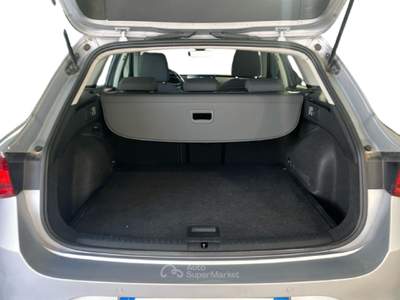 Seat Leon IV 2020 Sportstourer Sportstourer 2.0 tdi Style 150cv dsg Argento usata Roma
