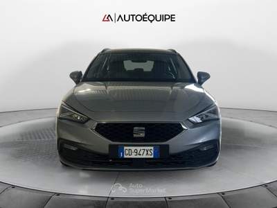 Seat Leon IV 2020 Sportstourer Sportstourer 2.0 tdi Style 150cv dsg Argento usata Roma