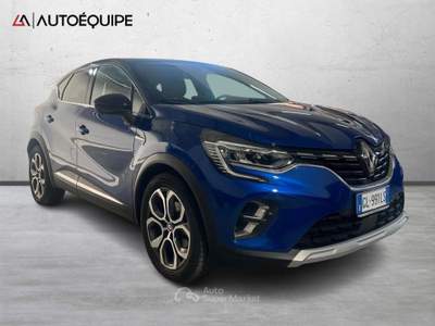 Renault Captur II 2019 1.6 E-Tech hybrid Techno Fast Track 145cv auto Blu/Azzurro usata Roma