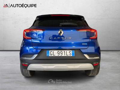 Renault Captur II 2019 1.6 E-Tech hybrid Techno Fast Track 145cv auto Blu/Azzurro usata Roma
