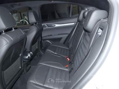 Alfa Romeo Stelvio 2.0 T 280 CV Veloce AT8 Q4 Bianco usata Brunico
