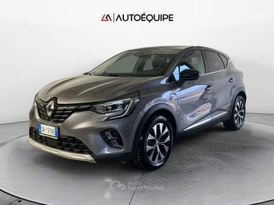 Renault Captur II 2019 1.6 E-Tech full hybrid Techno 145cv auto Grigio usata Roma