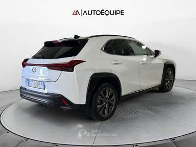 Lexus UX 2019 250h 2.0 Design 2wd cvt Nero usata Roma