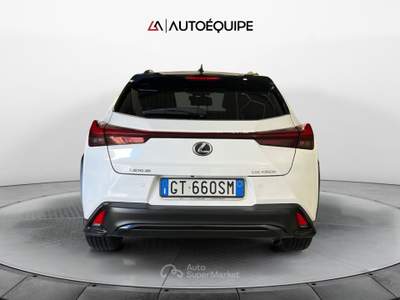 Lexus UX 2019 250h 2.0 Design 2wd cvt Nero usata Roma