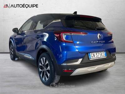 Renault Captur II 2019 1.6 E-Tech full hybrid Techno 145cv auto Blu/Azzurro usata Roma