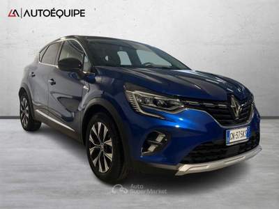 Renault Captur II 2019 1.6 E-Tech full hybrid Techno 145cv auto Blu/Azzurro usata Roma