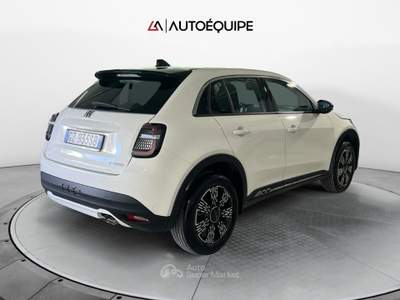 Fiat 600 IV 2023 1.2 hybrid Pop 145cv auto Bianco usata Roma