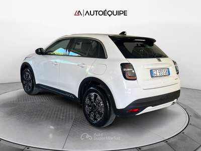 Fiat 600 IV 2023 1.2 hybrid Pop 145cv auto Bianco usata Roma