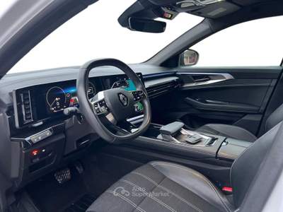 Renault Austral 2023 1.2 E-Tech full hybrid Techno 200cv auto Bianco usata Roma