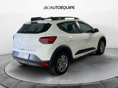 Dacia Sandero Stepway III 2021 Stepway 1.0 tce Comfort Eco-g 100cv Bianco usata Roma