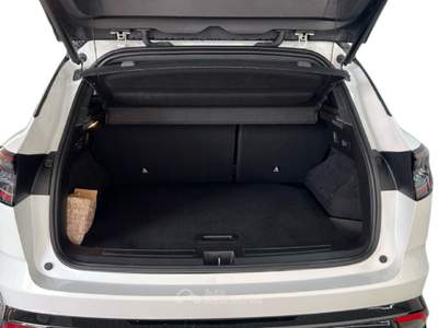 Renault Austral 2023 1.2 E-Tech full hybrid Iconic 200cv auto Bianco usata Roma