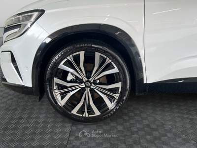 Renault Austral 2023 1.2 E-Tech full hybrid Iconic 200cv auto Bianco usata Roma