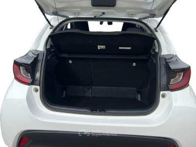 Toyota Yaris IV 2020 1.5h Active Bianco usata Roma