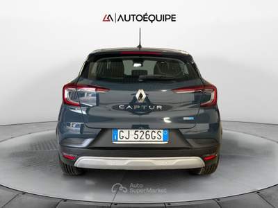 Renault Captur II 2019 1.6 E-Tech hybrid Zen 145cv auto Blu/Azzurro usata Roma