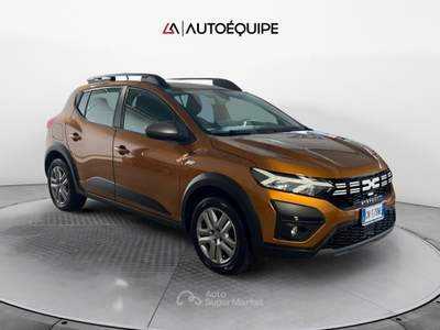 Dacia Sandero Stepway III 2021 Stepway 1.0 tce Comfort Eco-g 100cv Arancione usata Roma