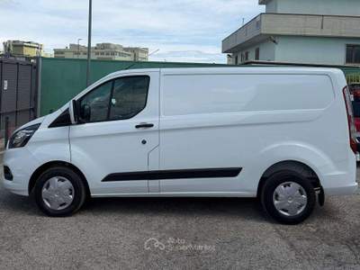 Ford Transit Custom 280 L1H1 2.0 ECOBLUE FURGONE 3 POSTI - 2023 Bianco usata Corato