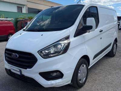 Ford Transit Custom 280 L1H1 2.0 ECOBLUE FURGONE 3 POSTI - 2023 Bianco usata Corato