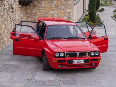 Lancia Delta Delta 2.0 16v HF Integrale Evoluzione Rosso usata Brescia